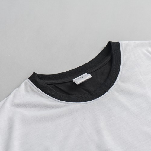 B&W Cotton-Feel Polyester Short Sleeves T-shirt Front White color. other  parts black